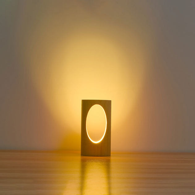 Ren – LED Leselampe aus Massivholz