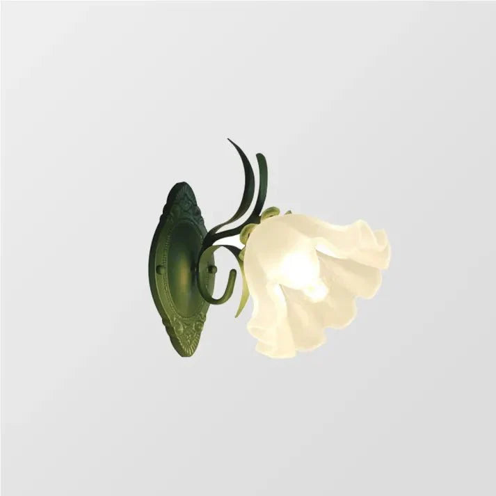 Liora – Wandlampe mit Maiglöckchen-Motiv