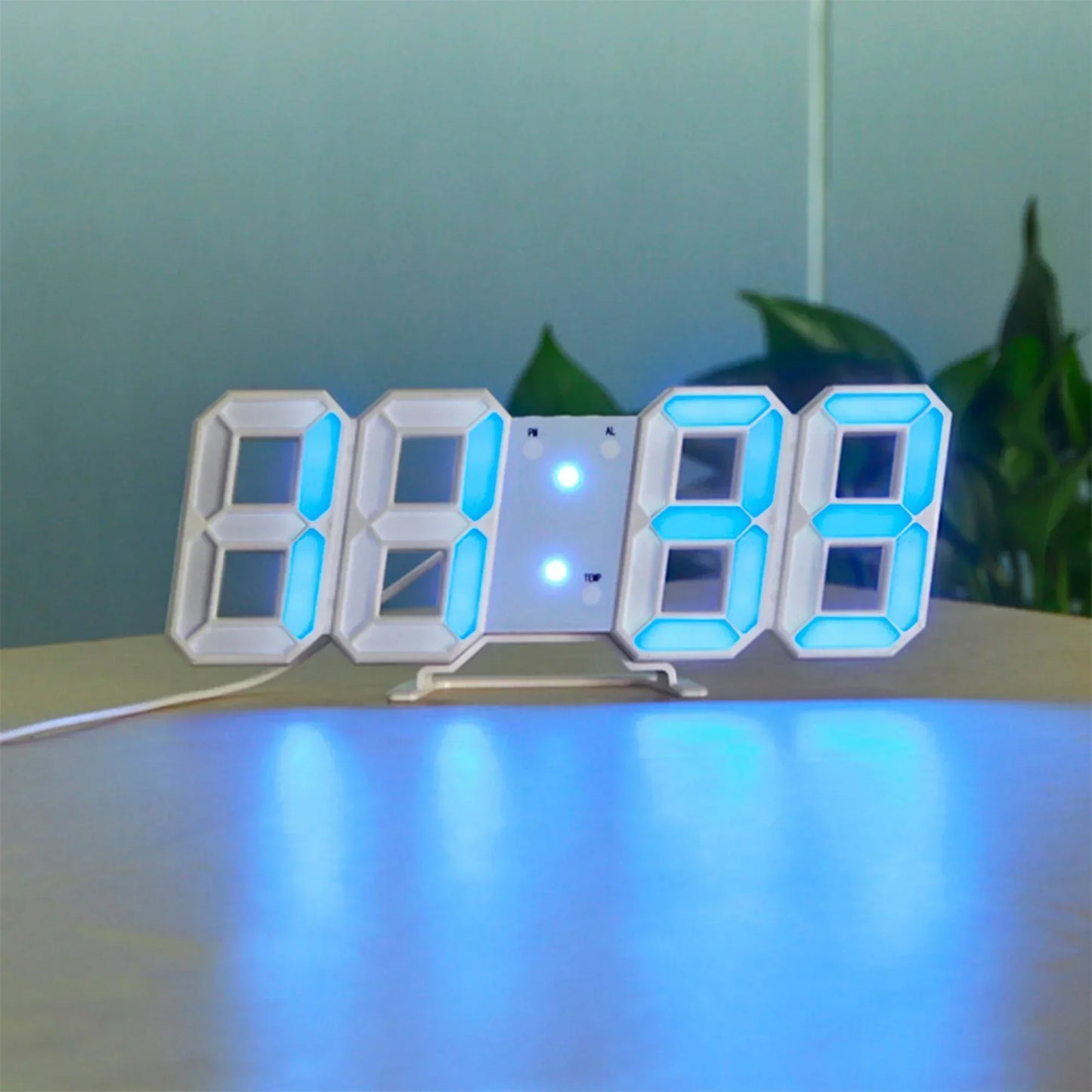 GlowSync – Smarte LED-Wanduhr mit Farbwechsel-Funktion