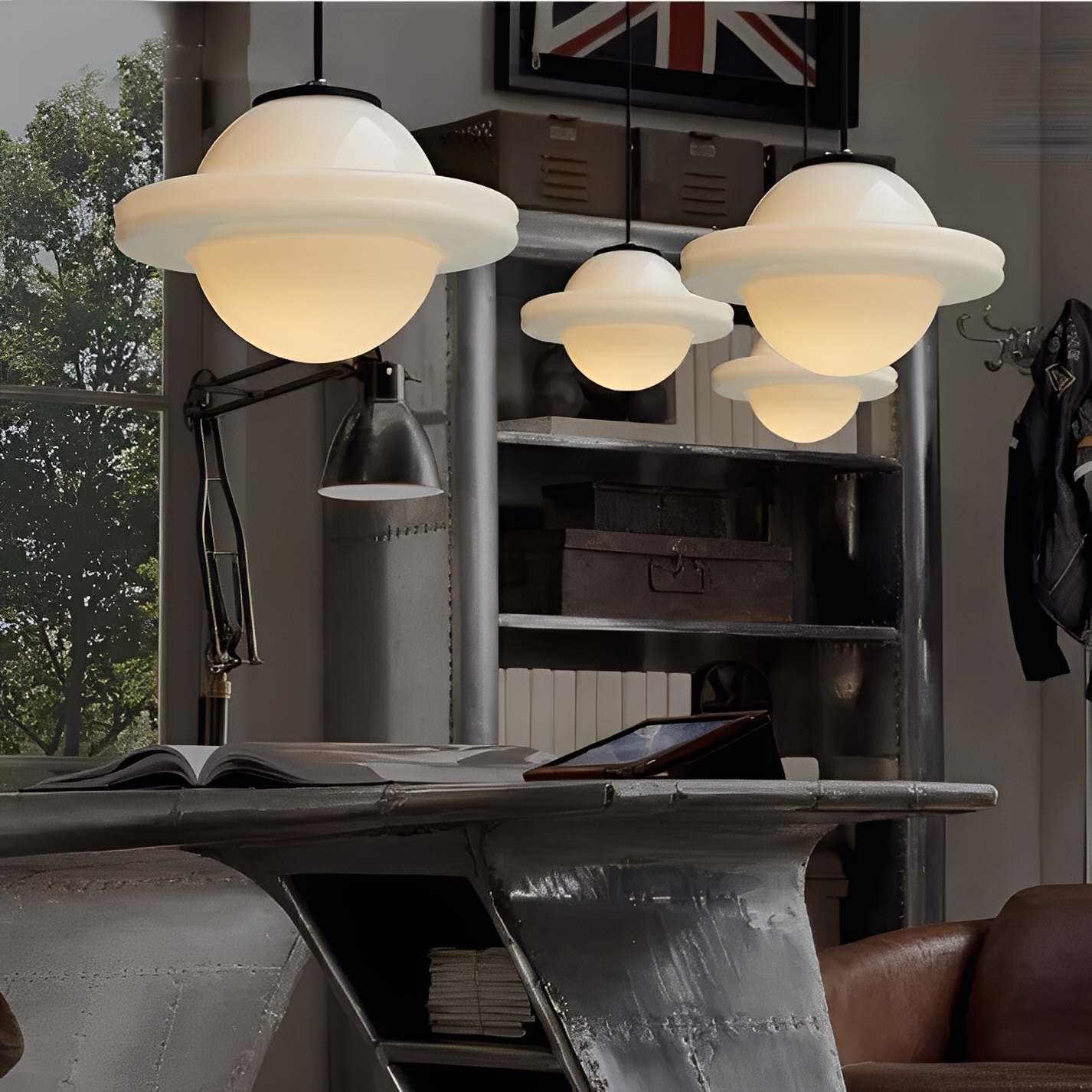 Arvida – Retro Industrieller Glas-Kronleuchter