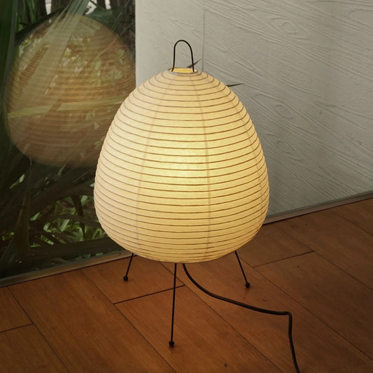 Aki – Japanische Tischlampe aus Reispapier