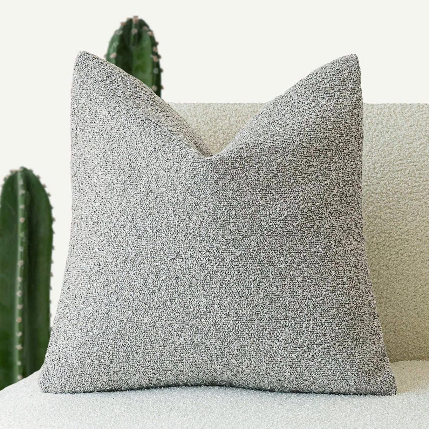Mira – Weiche Bouclé-Kissenbezüge