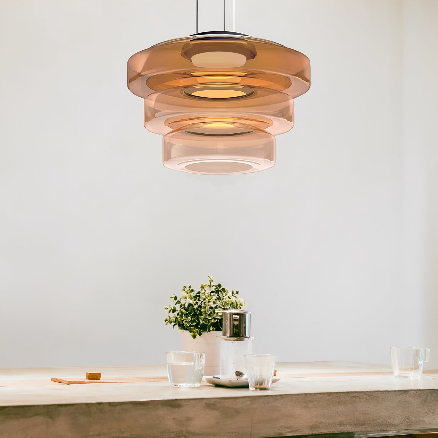 Aurora – Eleganter Nordischer Glas-Kronleuchter