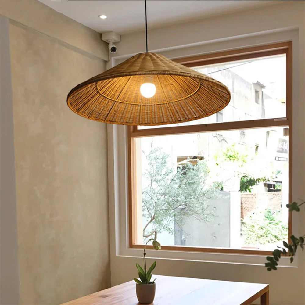 Niva – Boho Rattan-Hängeleuchte