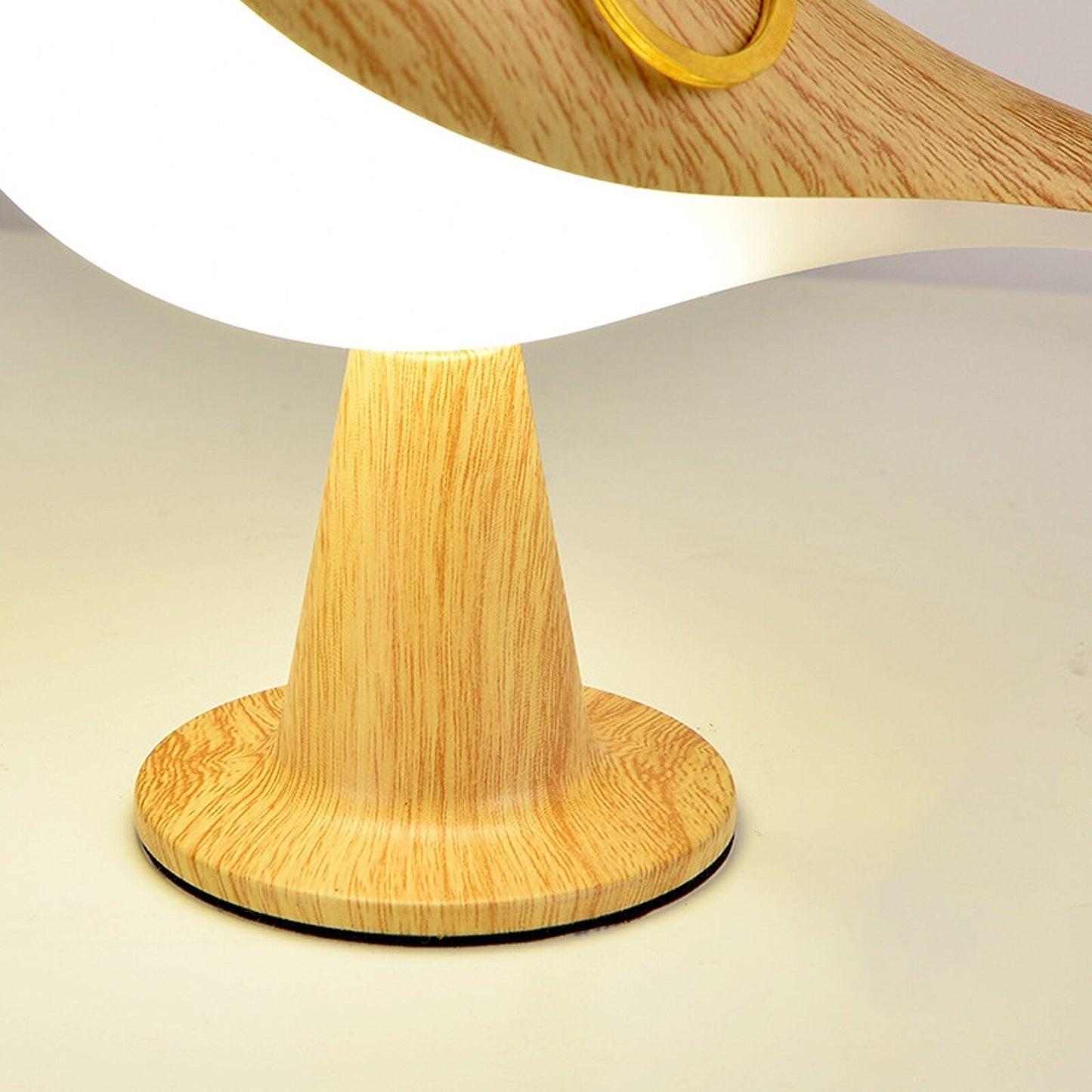 Elvina – Kreative Magpie Aromatherapie LED-Lampe