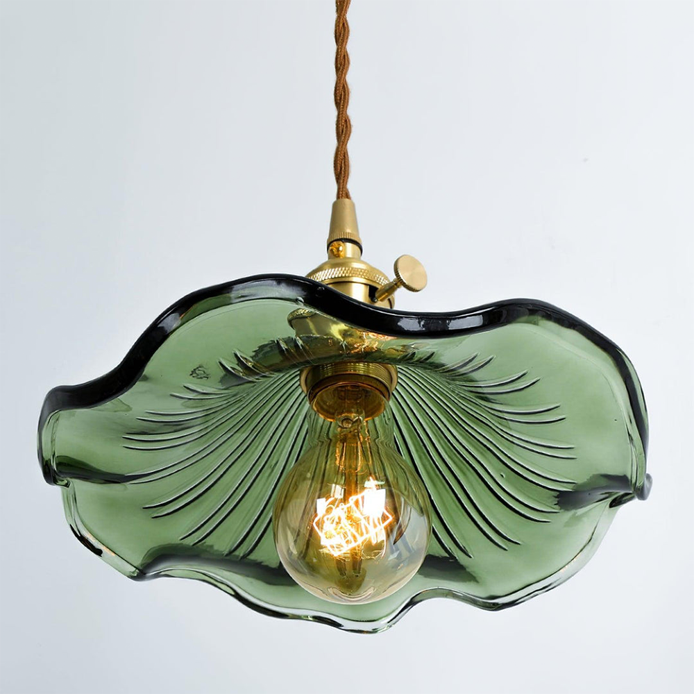 HibiLight – Exotische Blütenlampe mit Hibiskus-Motiv