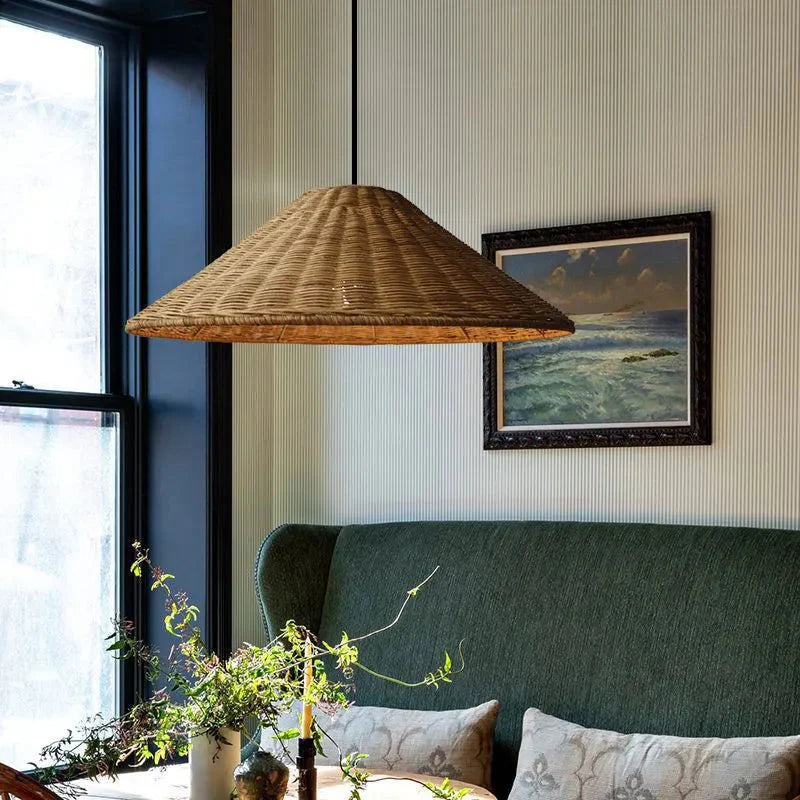 Niva – Boho Rattan-Hängeleuchte