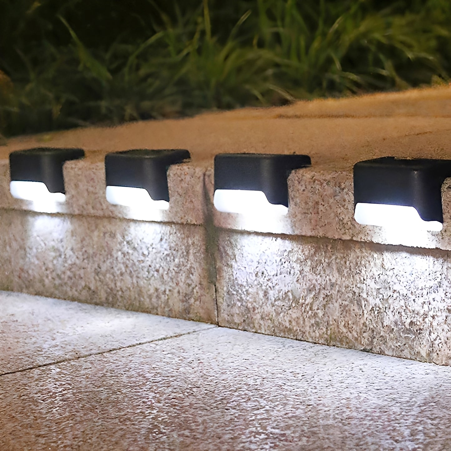 Solis – Solarbetriebene LED-Stufenleuchte