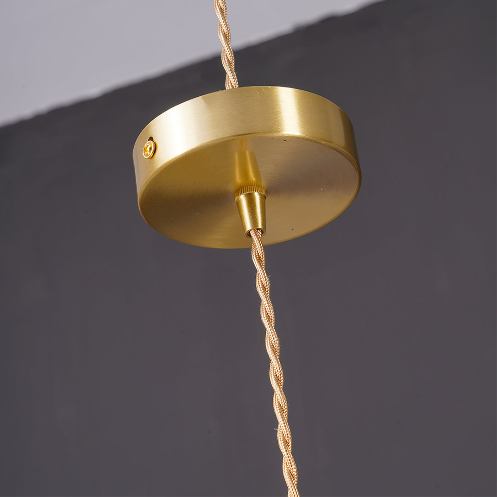 HibiLight – Exotische Blütenlampe mit Hibiskus-Motiv