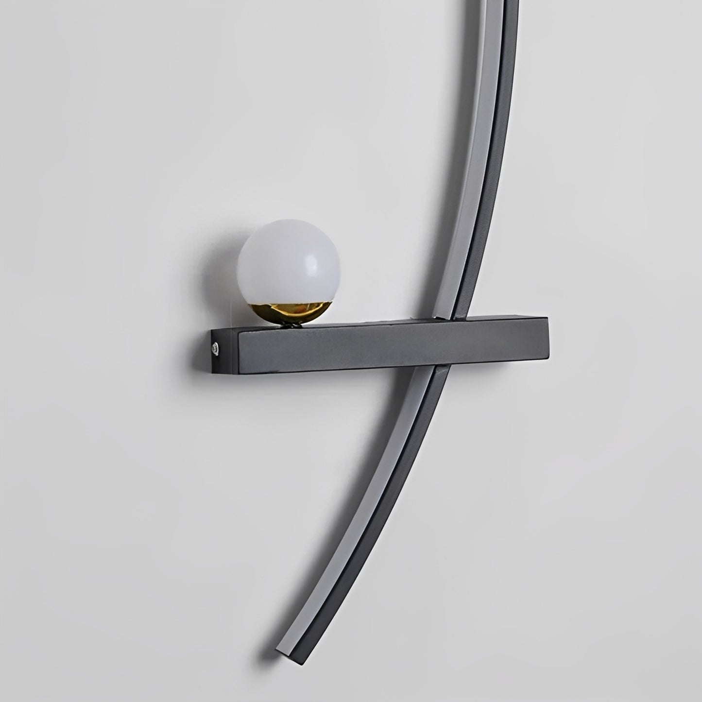 Fineas – Moderne Gitter-Wandleuchte