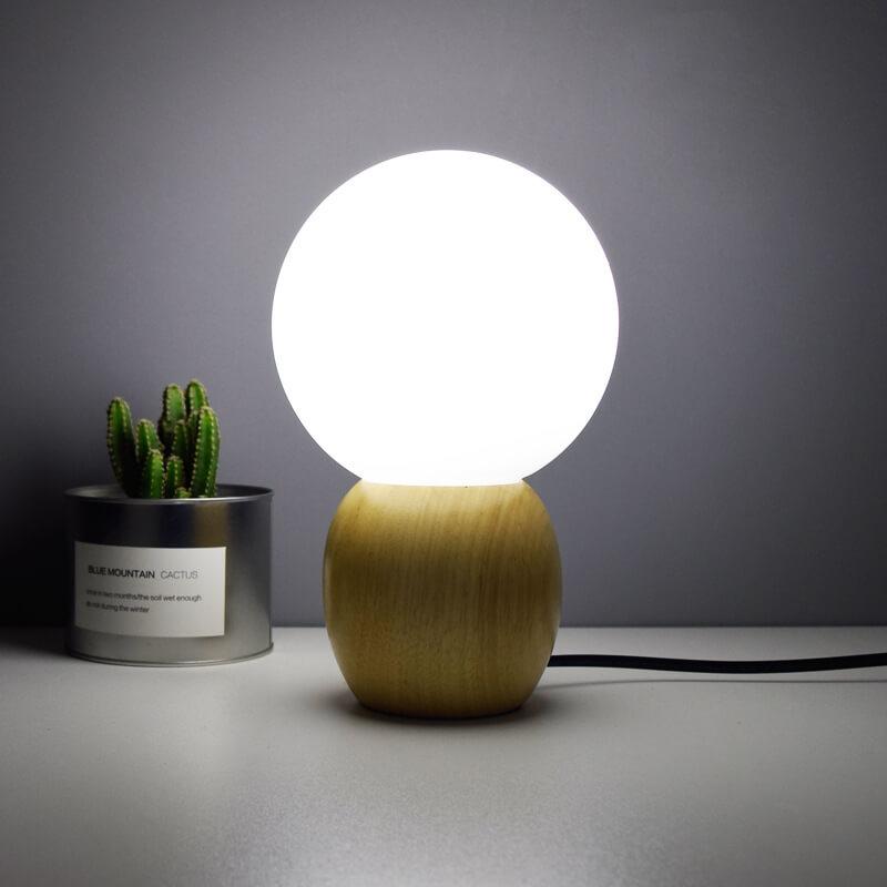 Selina – Kreative Glas-Kugel Tischlampe