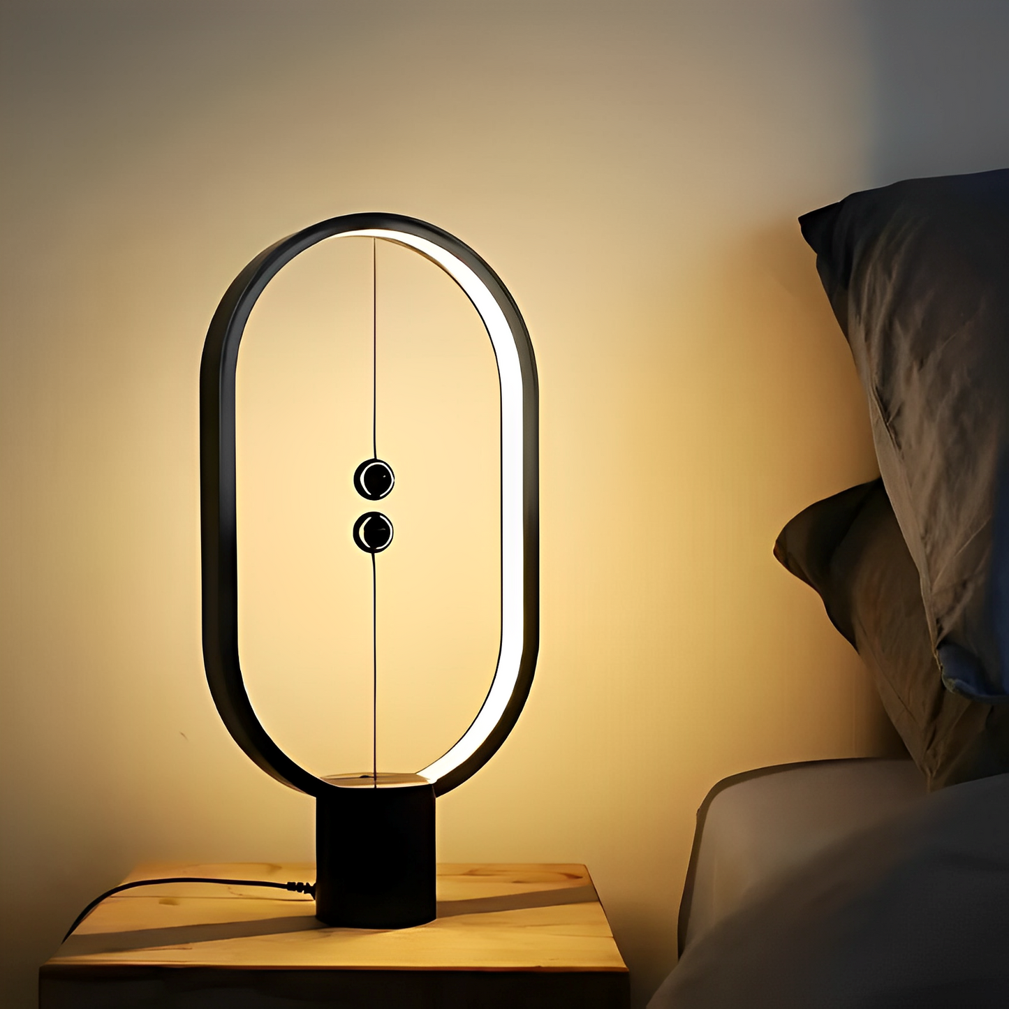 Veliora – Minimalistische LED Schreibtischlampe