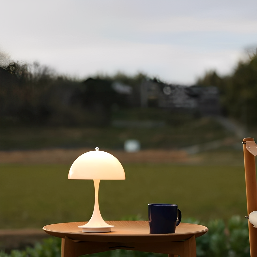 Luma – Kreative Pilz-Tischlampe mit USB-Aufladung