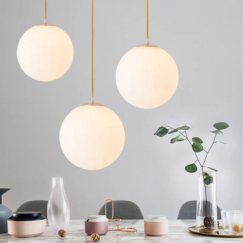 Anika – Nordic Globe Pendelleuchte