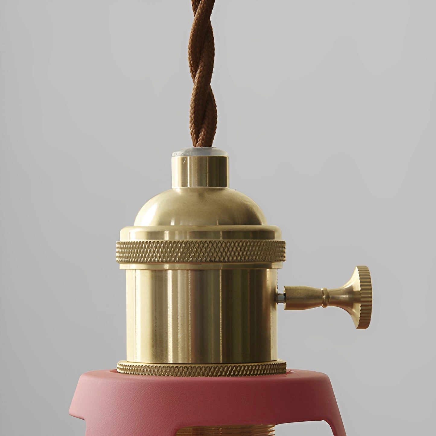 Mella – Industrie-Pendelleuchte im Macaron-Design aus Metall