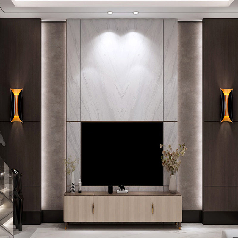 Aeris – LED-Wandleuchte für Flur & Fassade