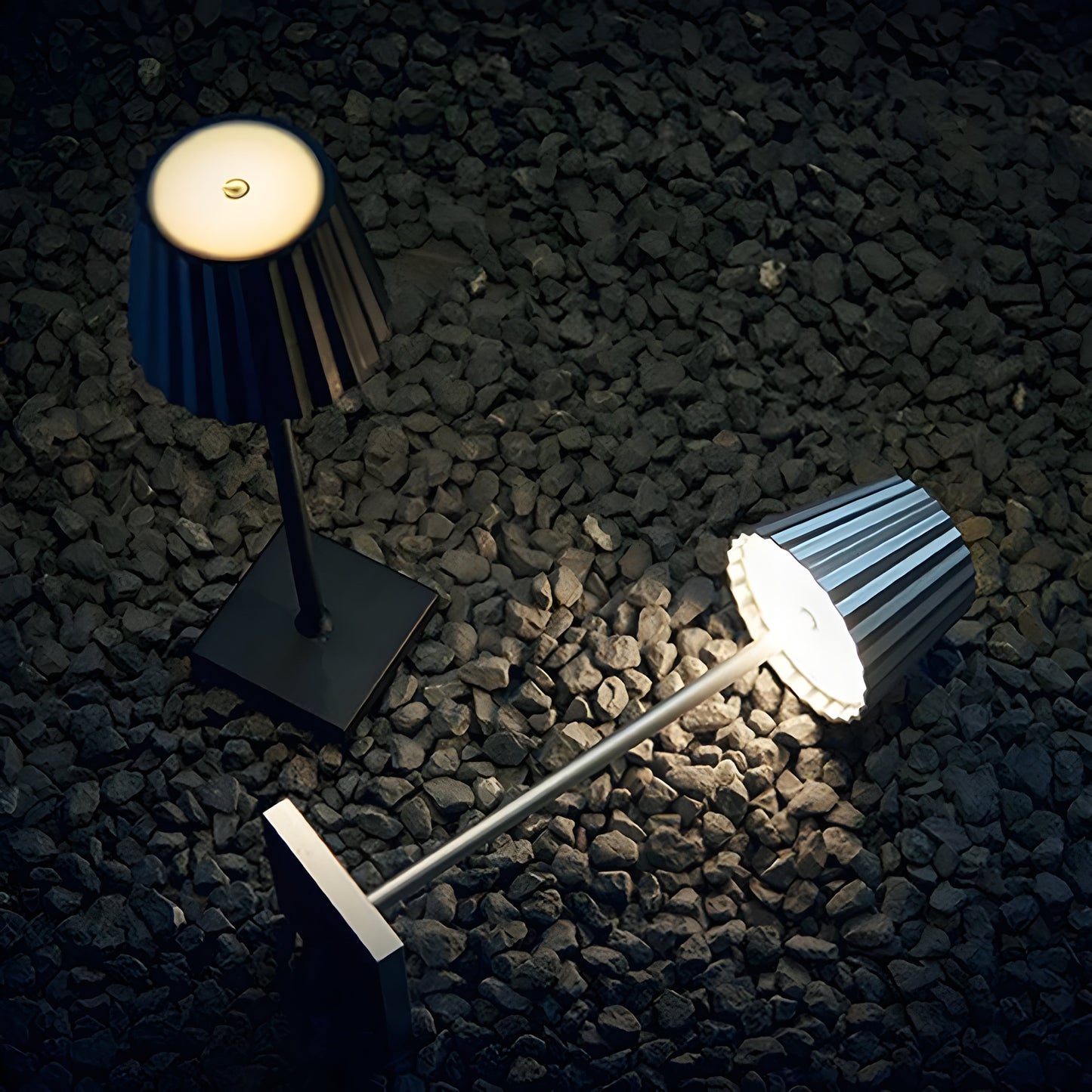 NordicTouch – Dimmbare Tischlampe im skandinavischen Stil