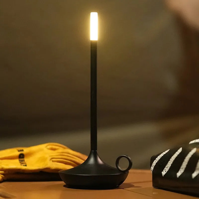 Elina – Tragbare Retro Tischlampe mit Kerzenlicht-Effekt