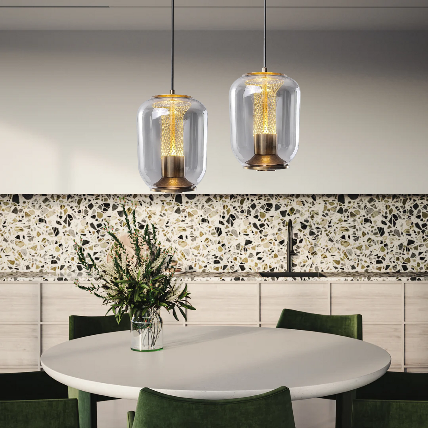 Savanna – Elegante Glas-Pendelleuchte für stilvolle Wohnräume