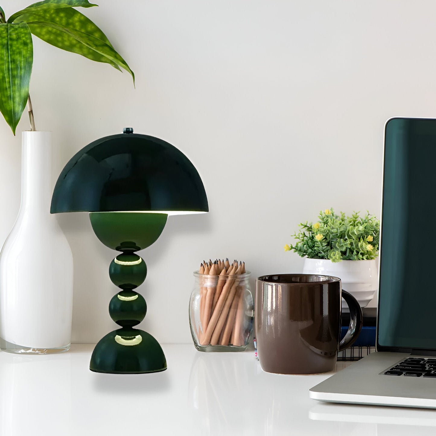 Kris – Kreative Knospen-Tischlampe