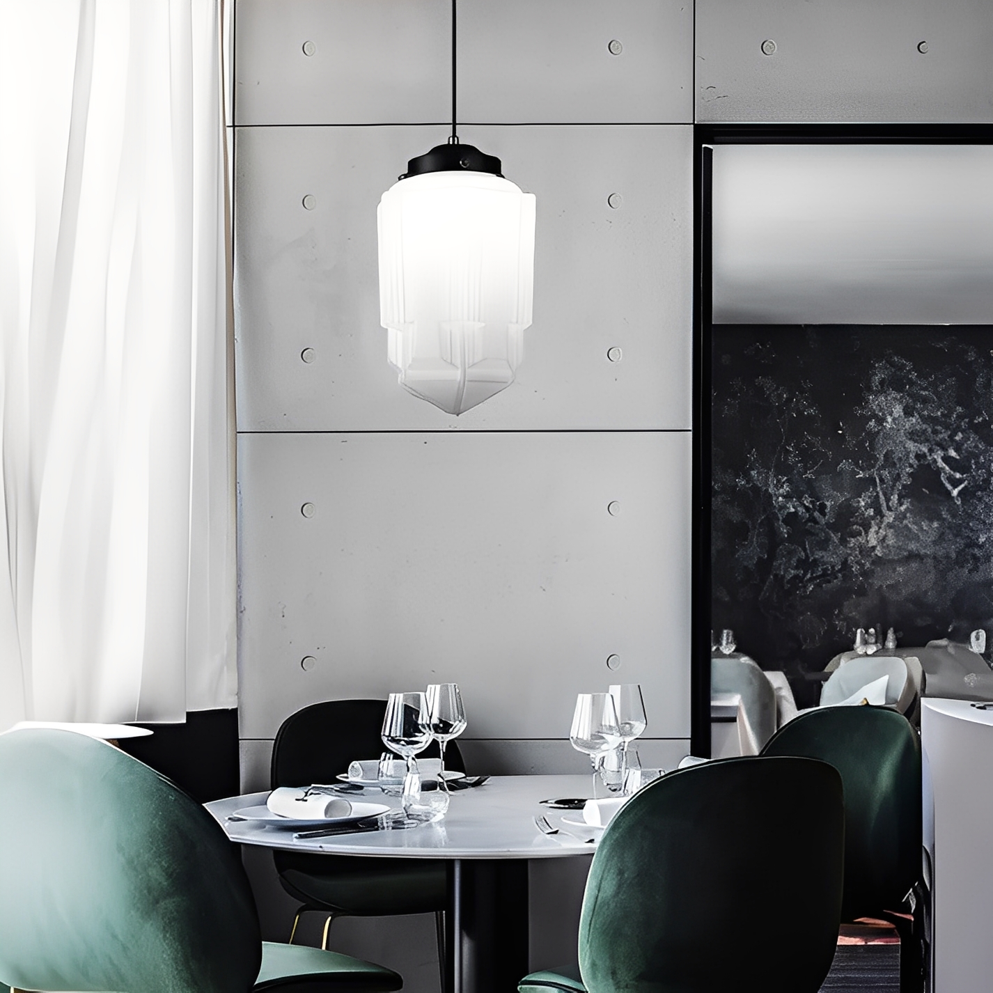 Arvida – Retro Industrieller Glas-Kronleuchter