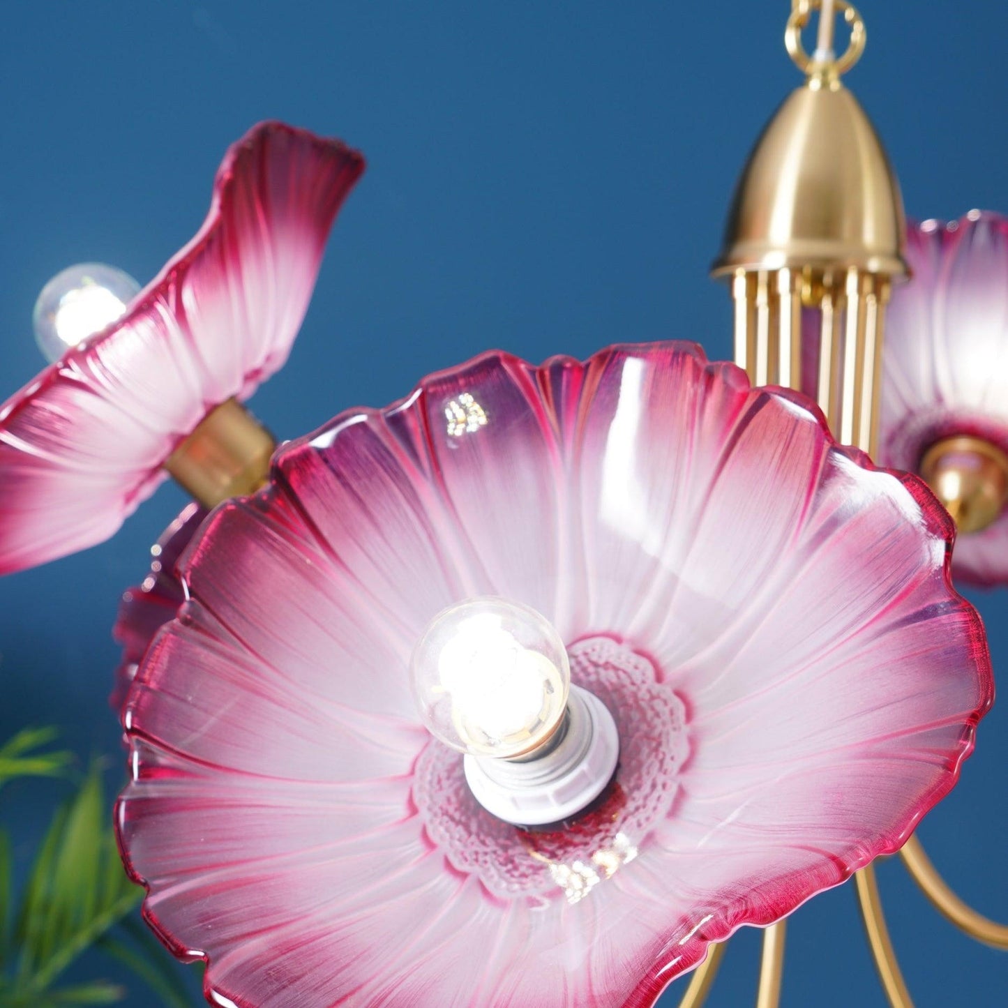 Lyra – Moderner 3-flammiger Glas-Kronleuchter