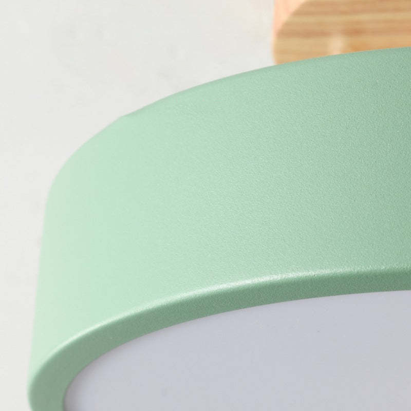 HolzAura – Zeitgemäße LED-Deckenlampe