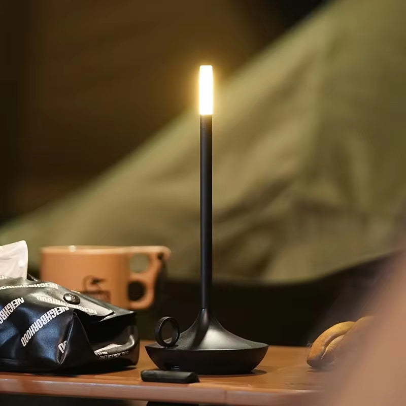 Elina – Tragbare Retro Tischlampe mit Kerzenlicht-Effekt