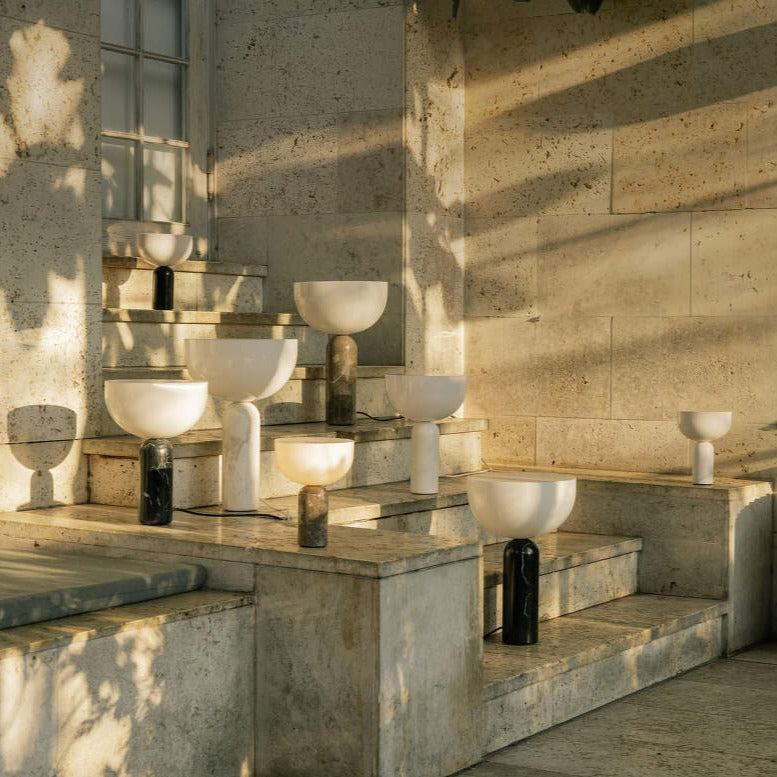 Raja – Edle Tischlampe mit Marmorfuß und elegantem Design