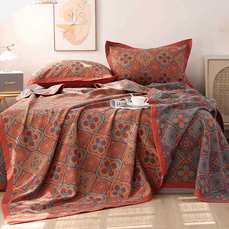 BlossomHug – Weiche Decke mit floralen Mustern zum Einkuscheln