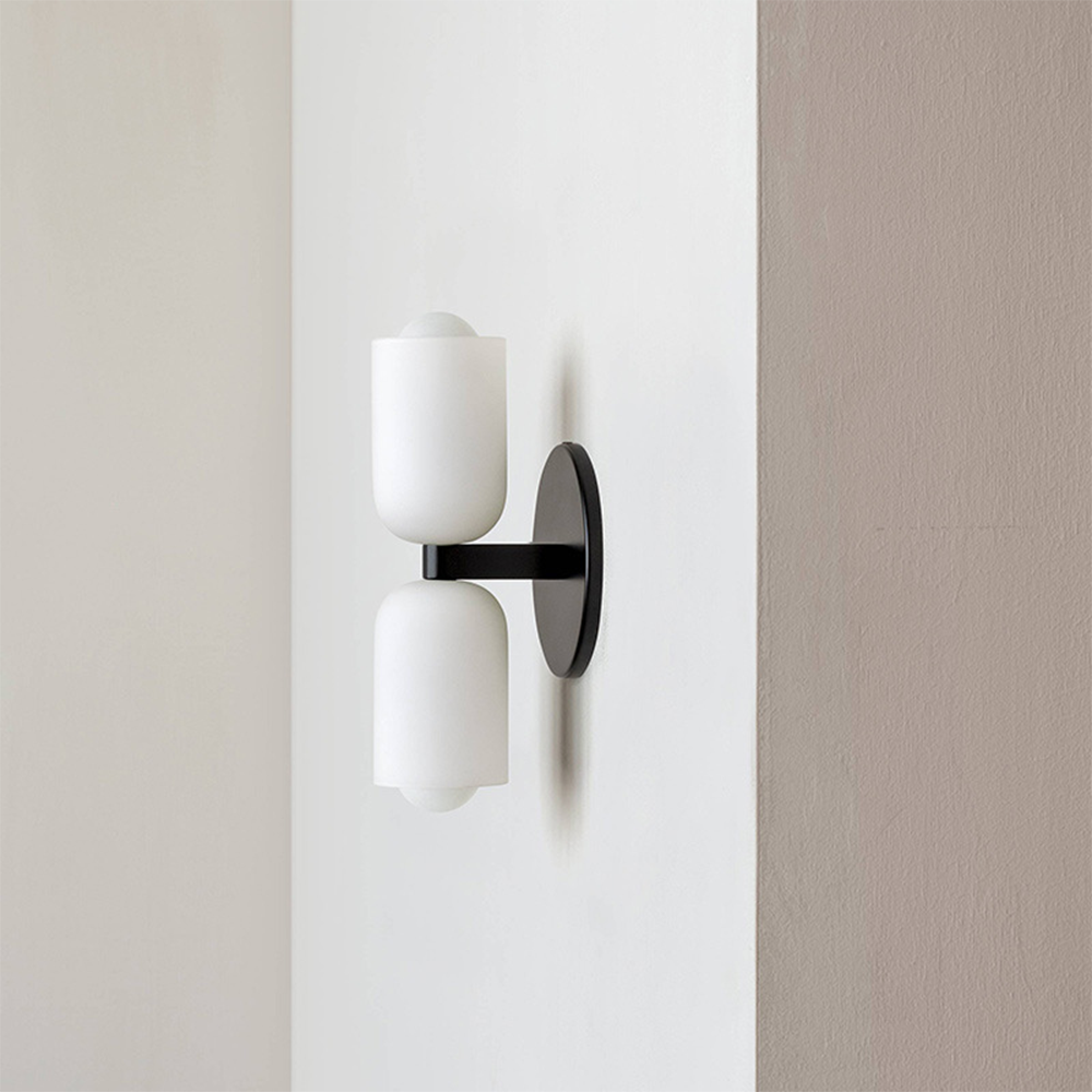 Elodie – Moderne Cremefarbene Doppelkopf-Wandlampe