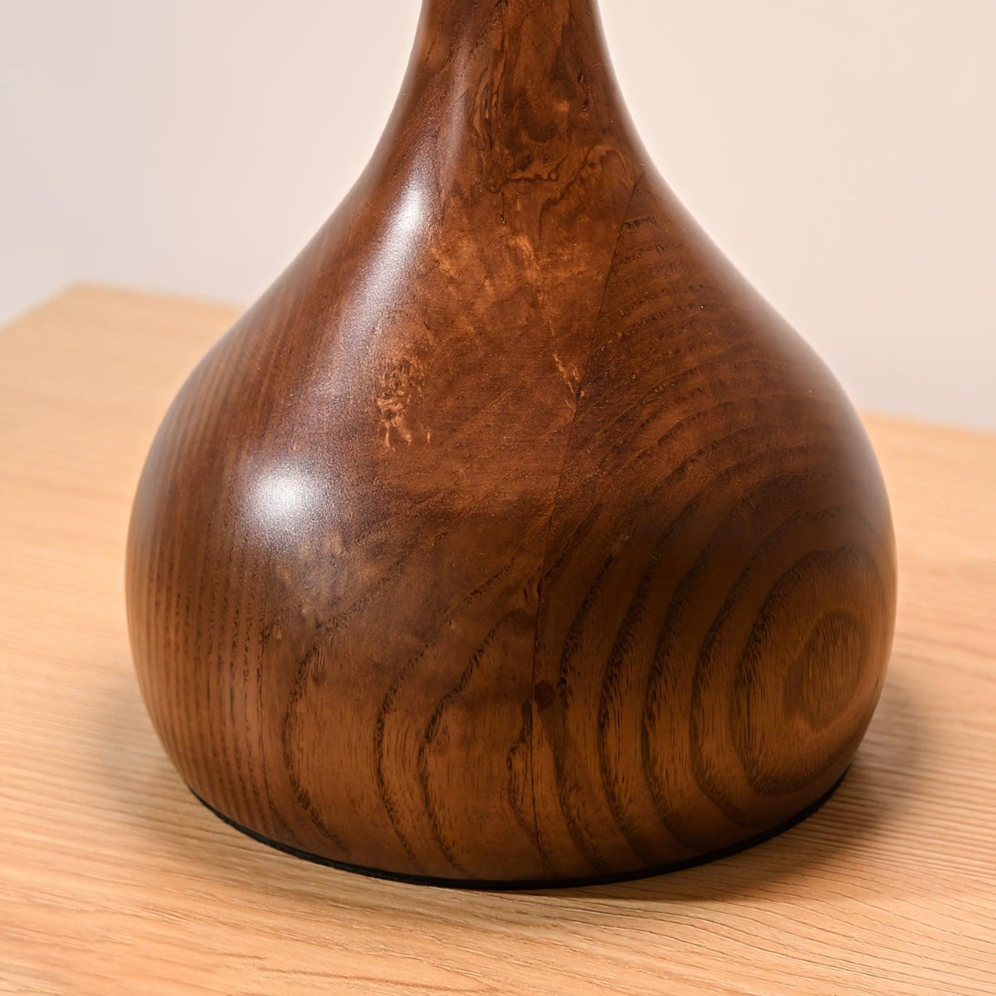 Andi – Glas-Tischlampe