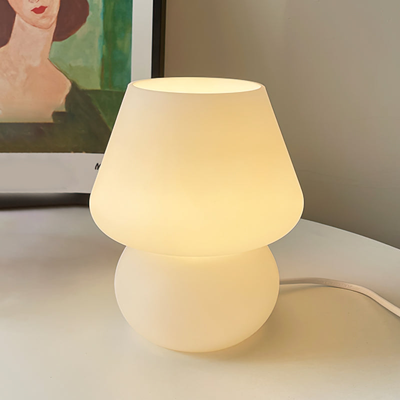 Ansel – Glas-Tischlampe