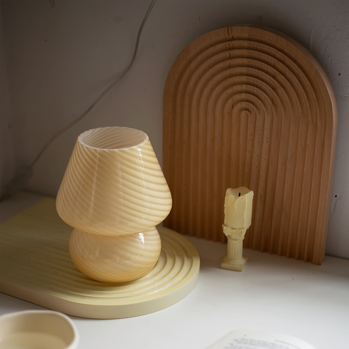 Ansel – Glas-Tischlampe