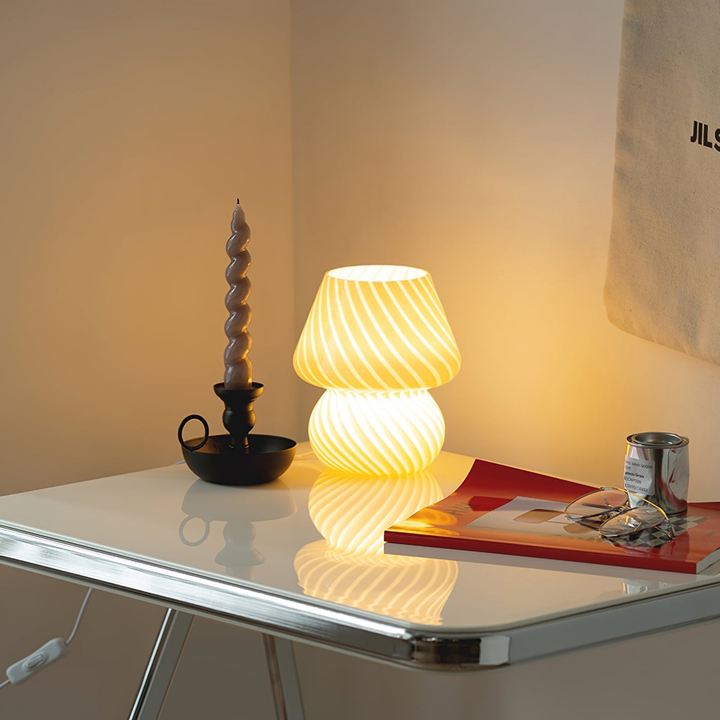 Ansel – Glas-Tischlampe