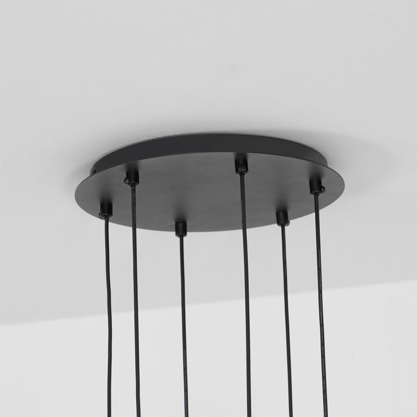 Astra – Retro Kronleuchter