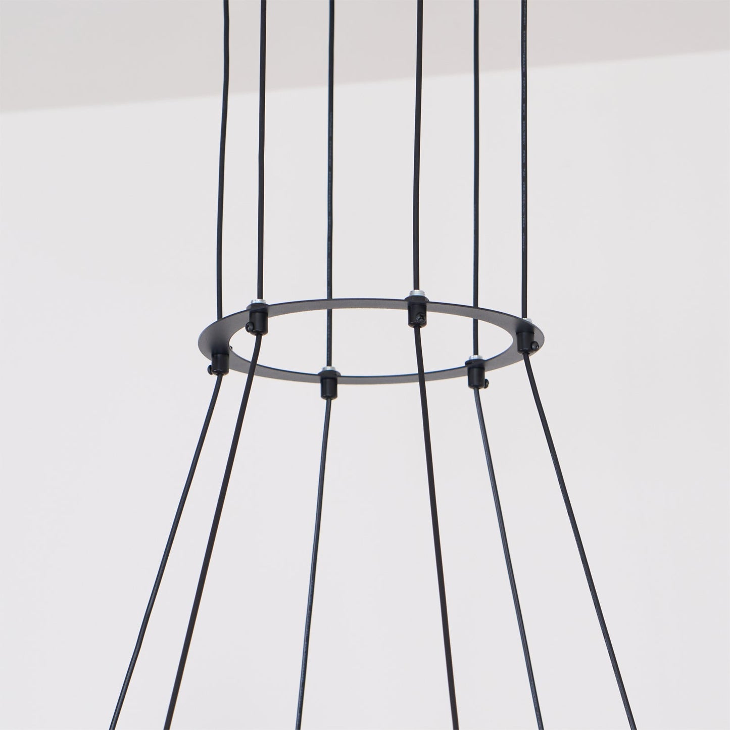 Astra – Retro Kronleuchter