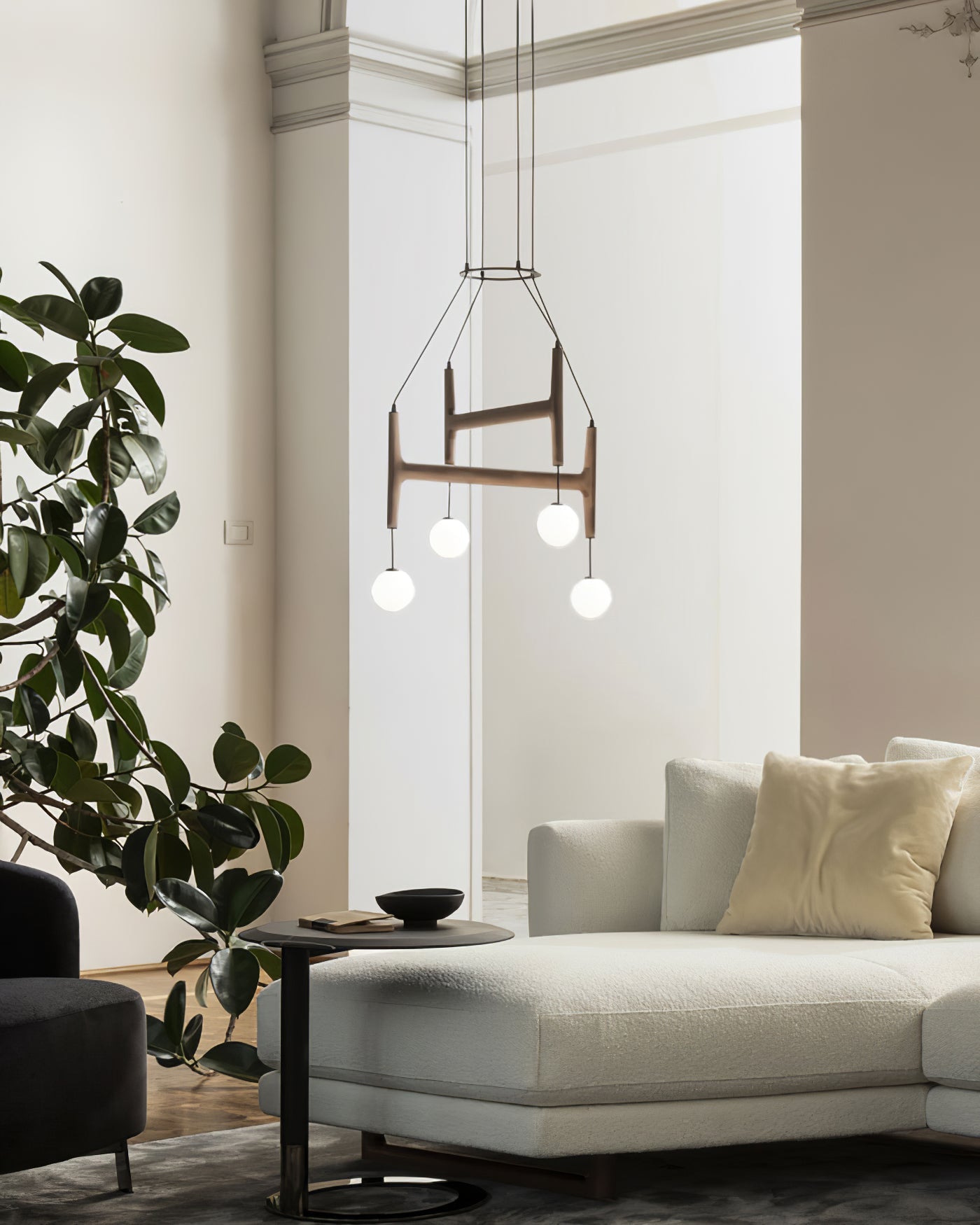 Astra – Retro Kronleuchter