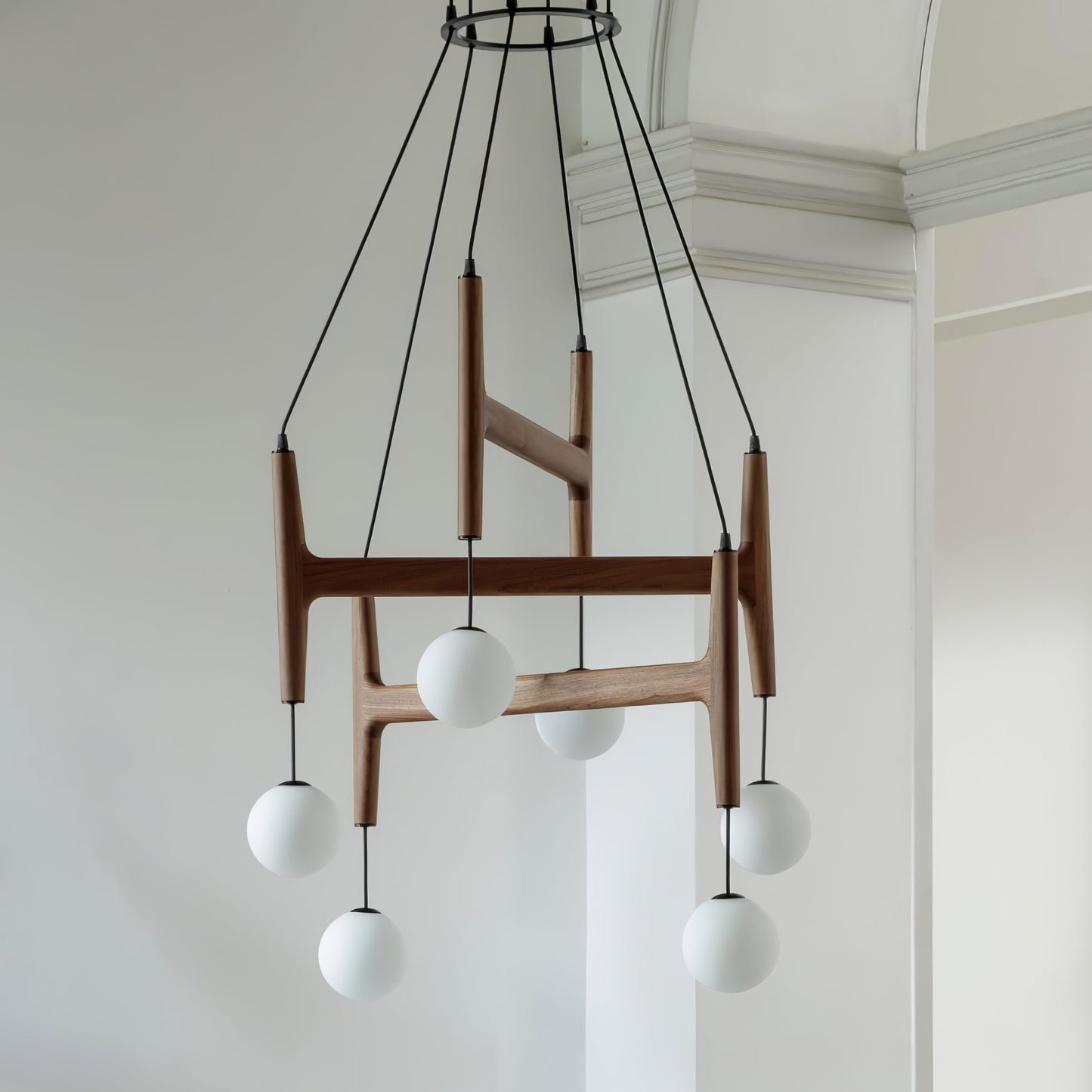 Astra – Retro Kronleuchter