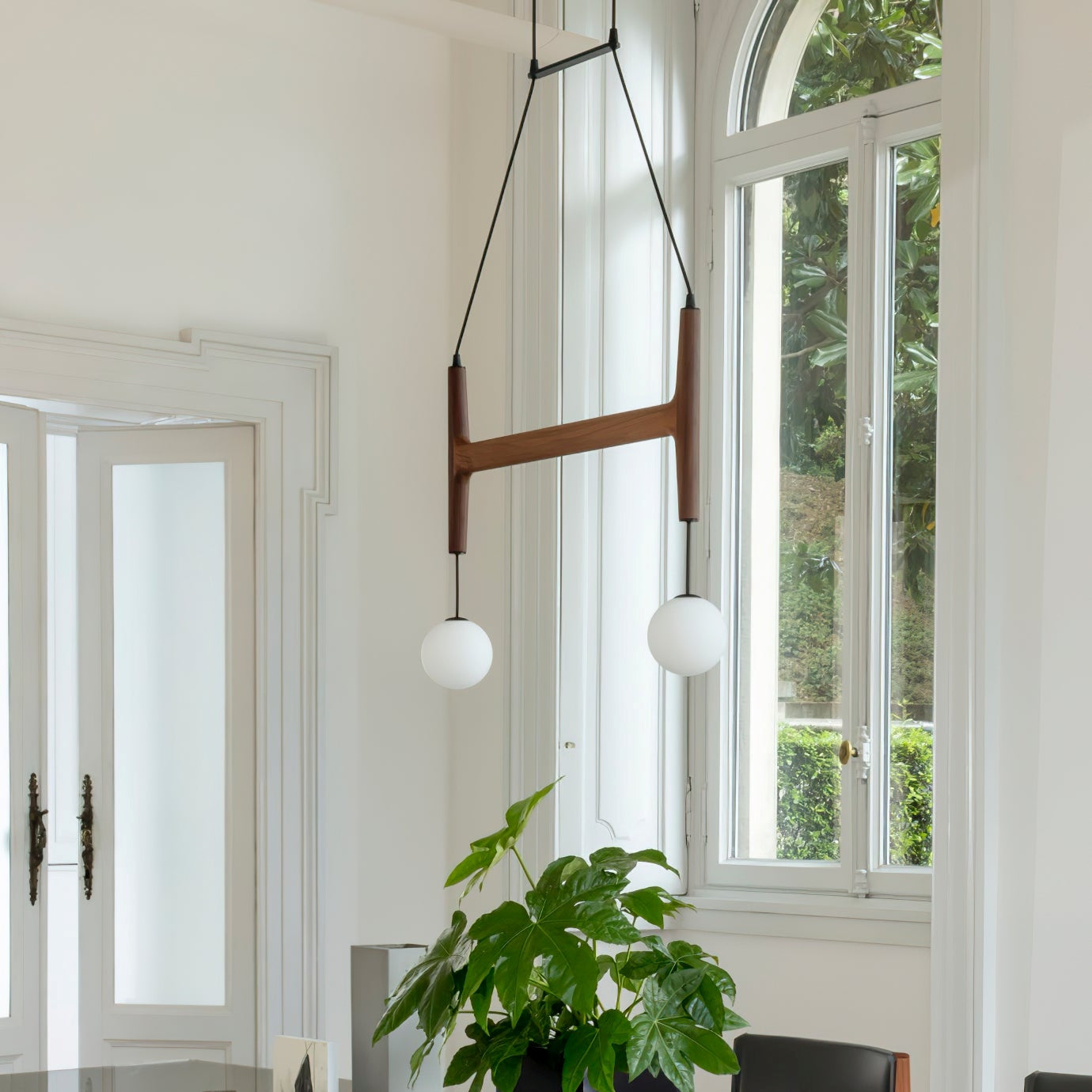 Astra – Retro Kronleuchter