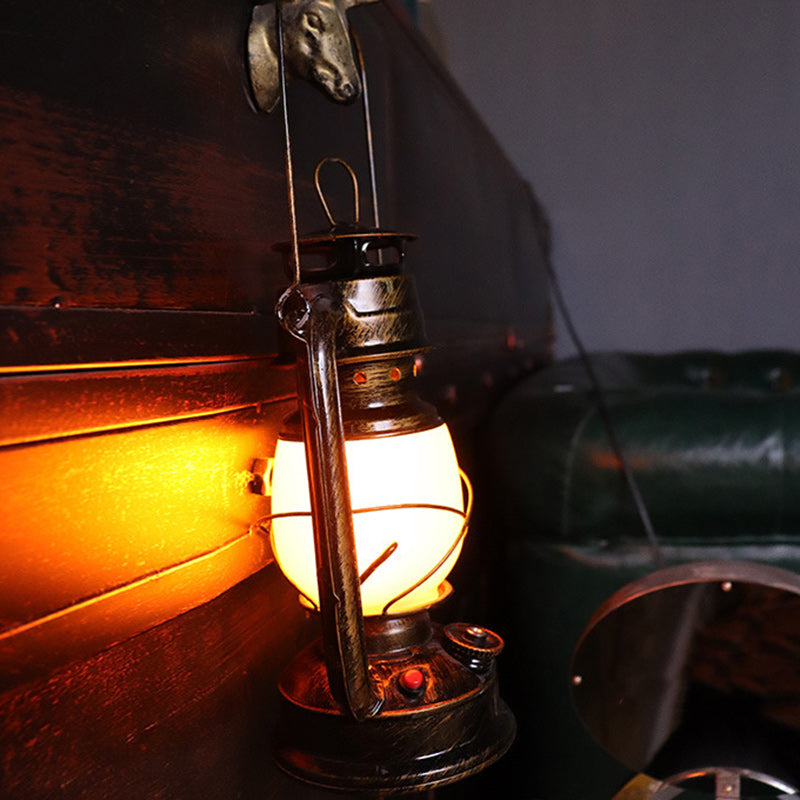 Arden – Retro LED-Campinglaterne mit Akku