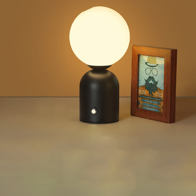 Marvelle – Luxuriöse Tischlampe im Nordischen Design