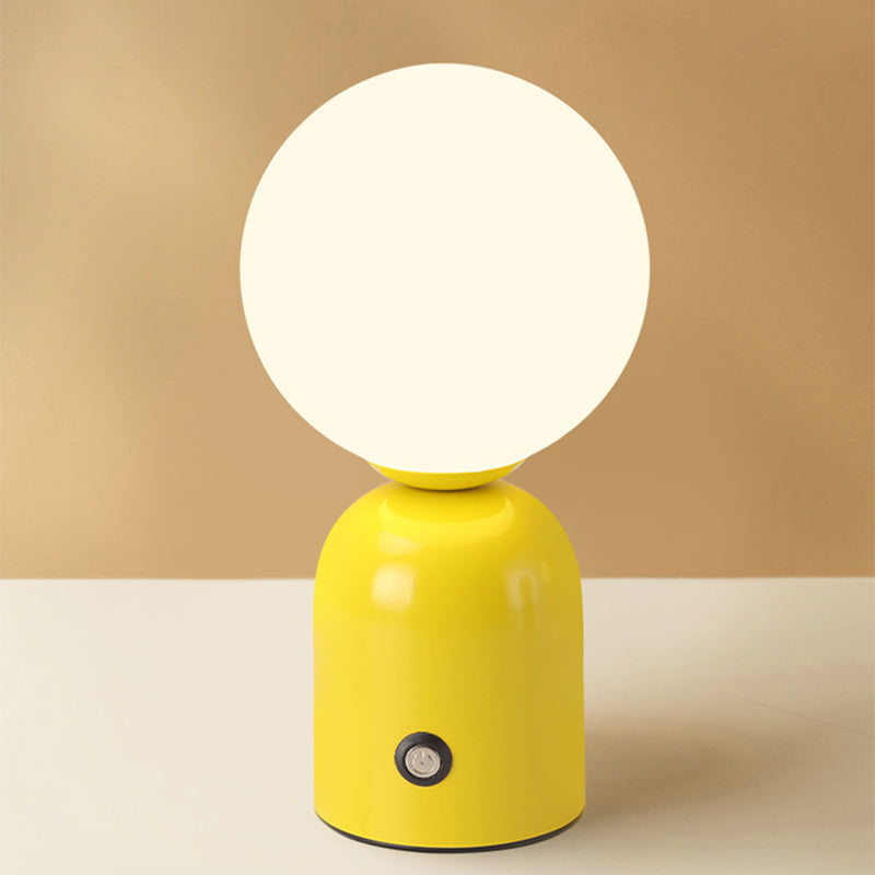 Marvelle – Luxuriöse Tischlampe im Nordischen Design