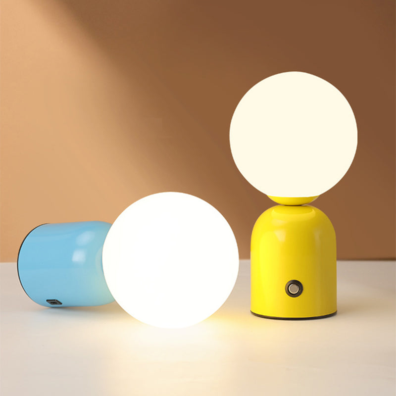 Marvelle – Luxuriöse Tischlampe im Nordischen Design