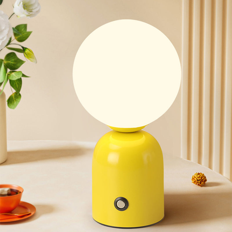 Marvelle – Luxuriöse Tischlampe im Nordischen Design