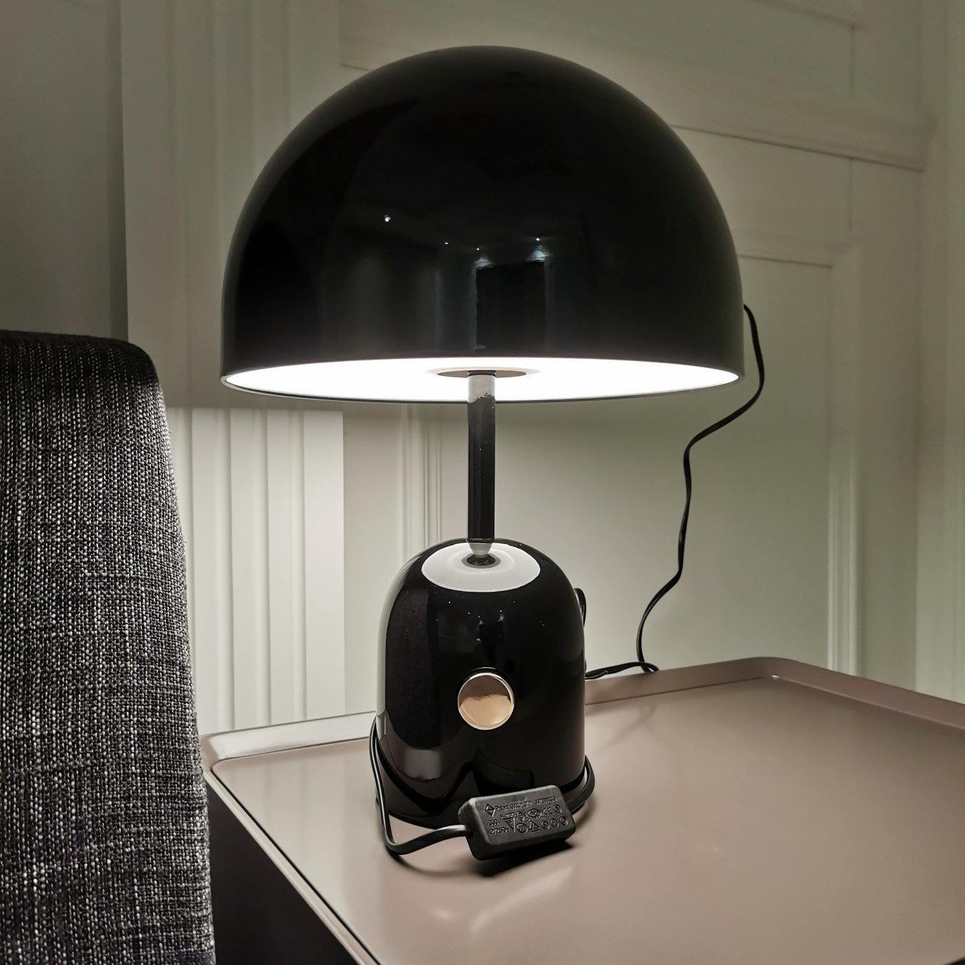 Bella – Elegante Tischlampe mit klassischem Charme und warmem Licht