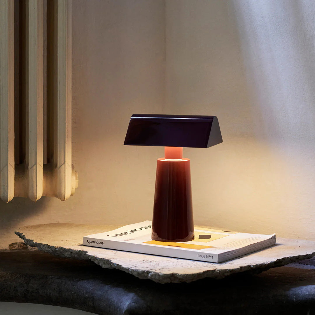 Eira – Moderne LED-Tischleuchte