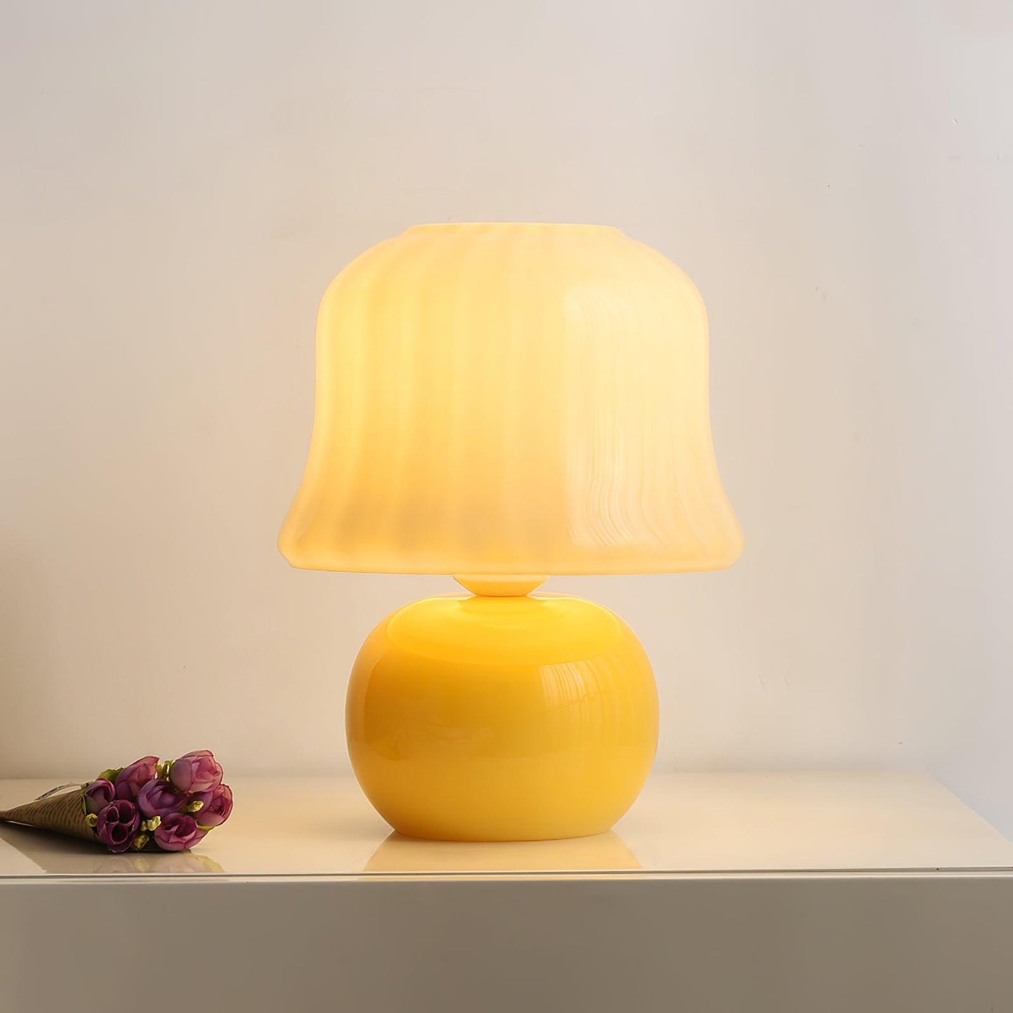 Zara – Tischlampe im Pilzdesign aus glasierter Glas
