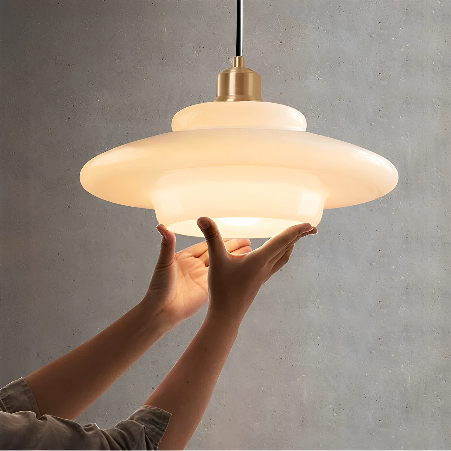 Kara – Moderner Minimalistischer Glas-Kronleuchter
