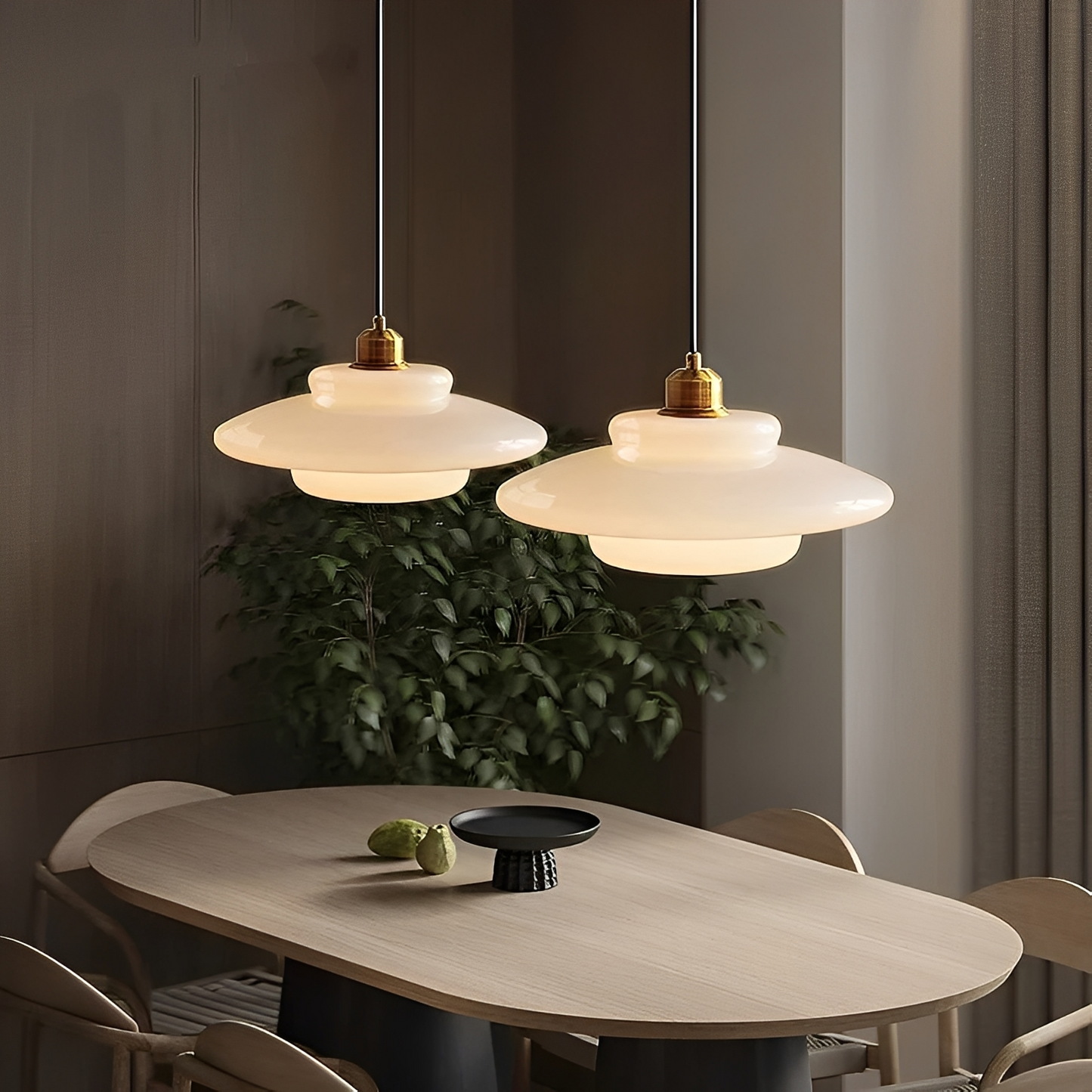 Kara – Moderner Minimalistischer Glas-Kronleuchter